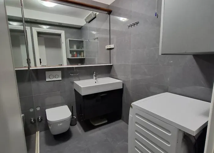 View 아파트 스플리트