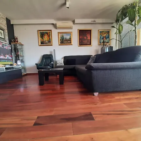 View Apartamento *