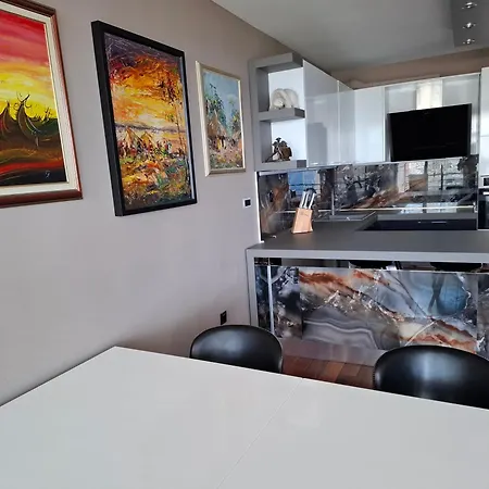 View Apartamento *