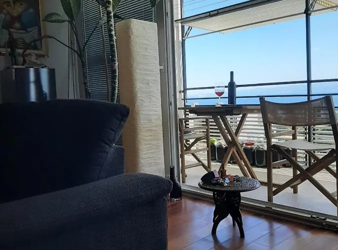 דירה View *